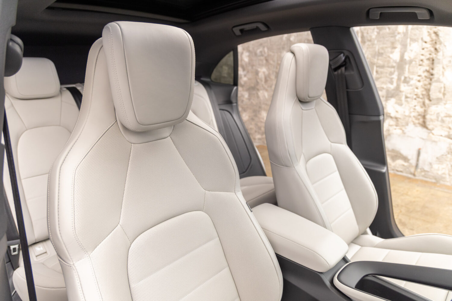 マカンエレクトリック　ベース