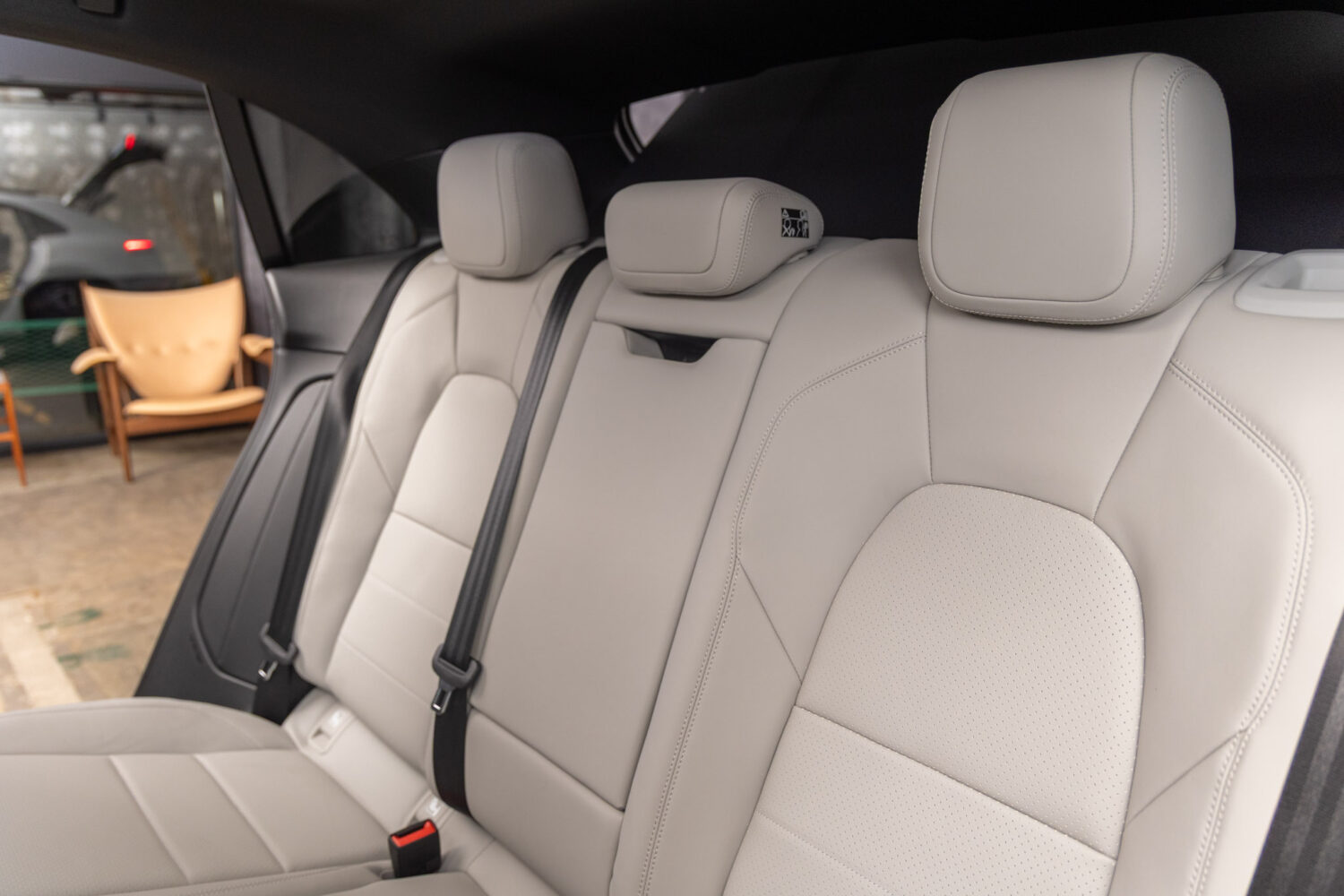 マカンエレクトリック　ベース