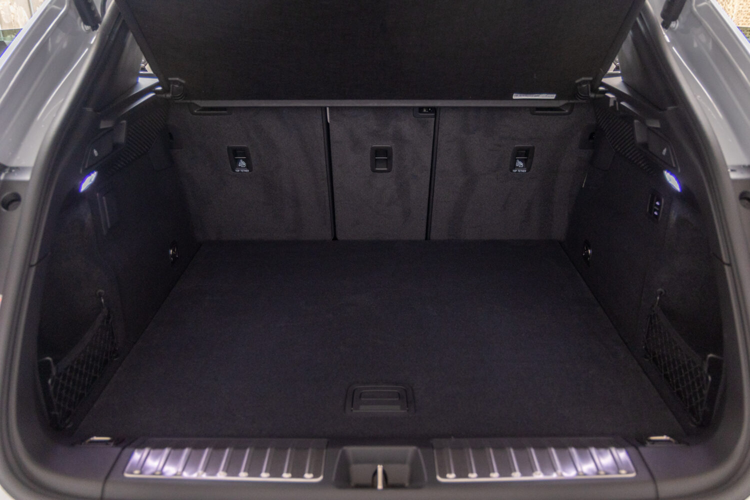 マカンエレクトリック　ベース