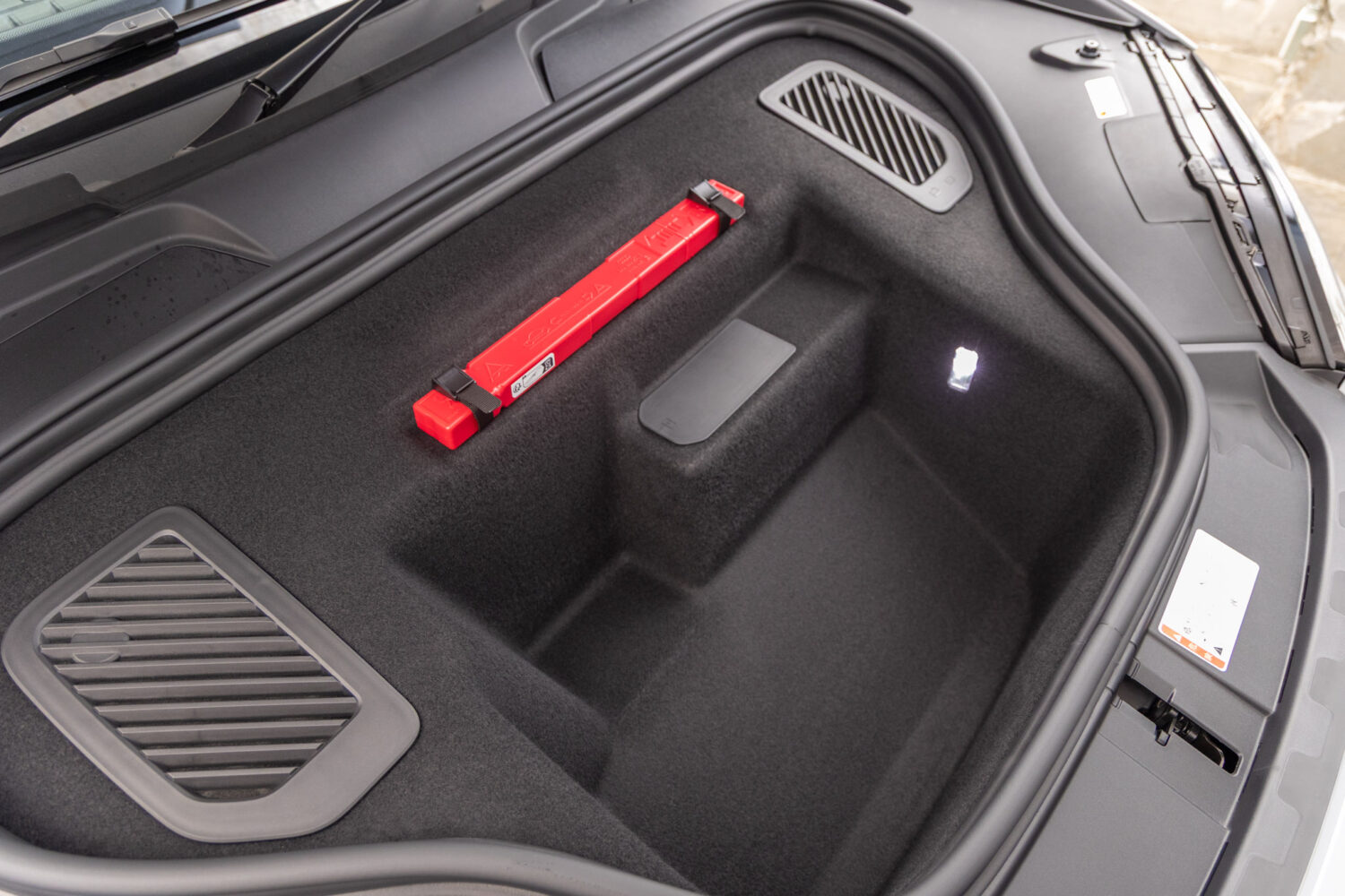 マカンエレクトリック　ベース