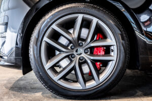 レンジローバースポーツ ダイナミックSE 3.0L P550e 4WD