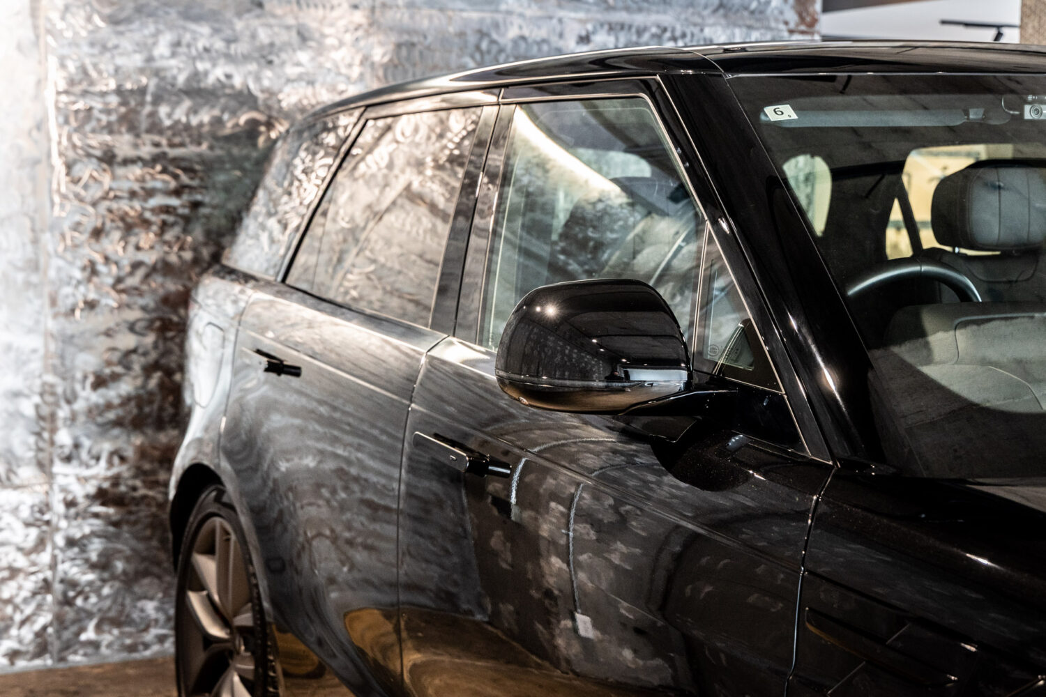 レンジローバースポーツ ダイナミックSE 3.0L P550e 4WD