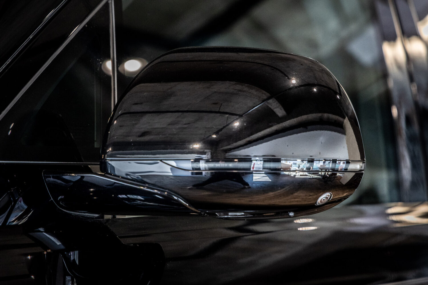 レンジローバースポーツ ダイナミックSE 3.0L P550e 4WD