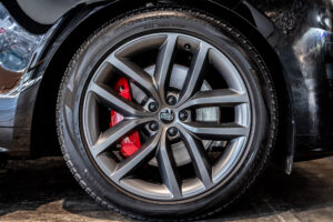 レンジローバースポーツ ダイナミックSE 3.0L P550e 4WD