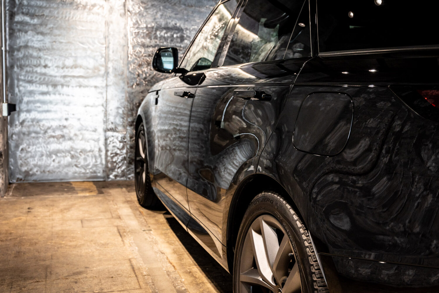 レンジローバースポーツ ダイナミックSE 3.0L P550e 4WD