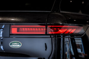 レンジローバースポーツ ダイナミックSE 3.0L P550e 4WD