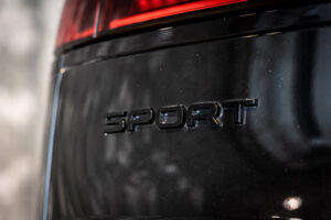 レンジローバースポーツ ダイナミックSE 3.0L P550e 4WD