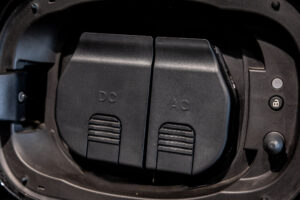 レンジローバースポーツ ダイナミックSE 3.0L P550e 4WD