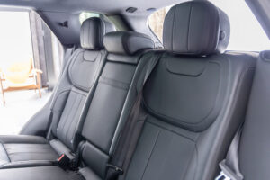 レンジローバースポーツ ダイナミックSE 3.0L P550e 4WD