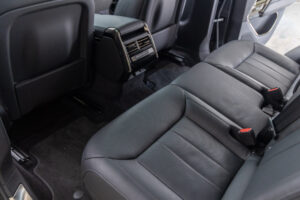 レンジローバースポーツ ダイナミックSE 3.0L P550e 4WD