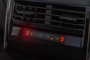 レンジローバースポーツ ダイナミックSE 3.0L P550e 4WD