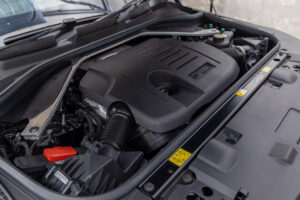 レンジローバースポーツ ダイナミックSE 3.0L P550e 4WD