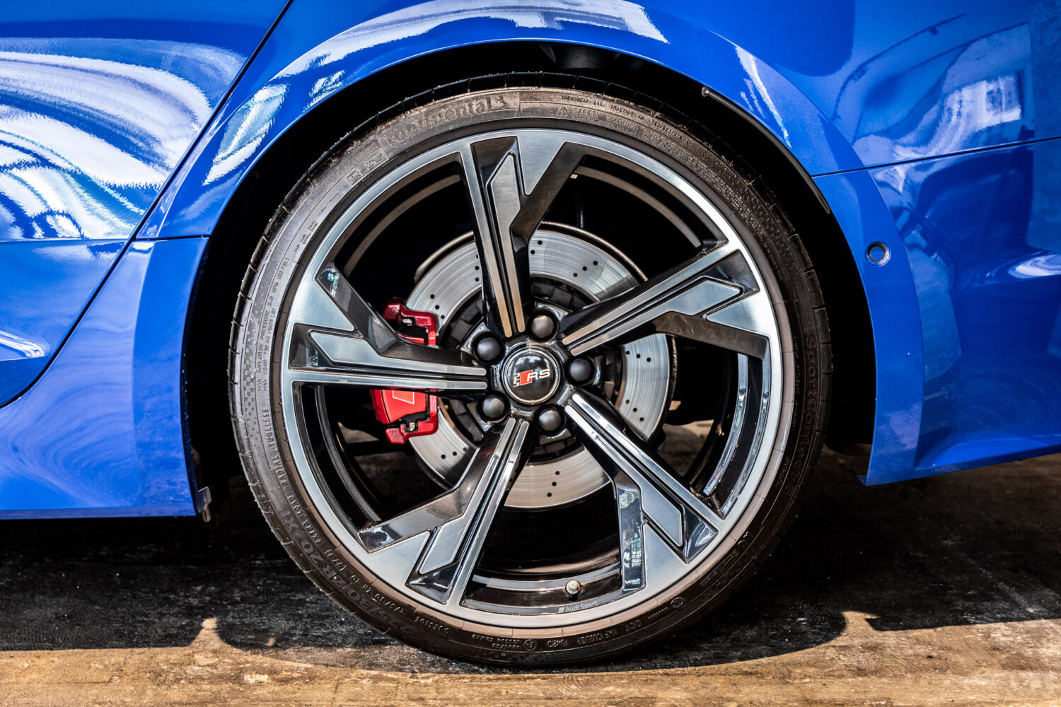 RS5スポーツバック 25years