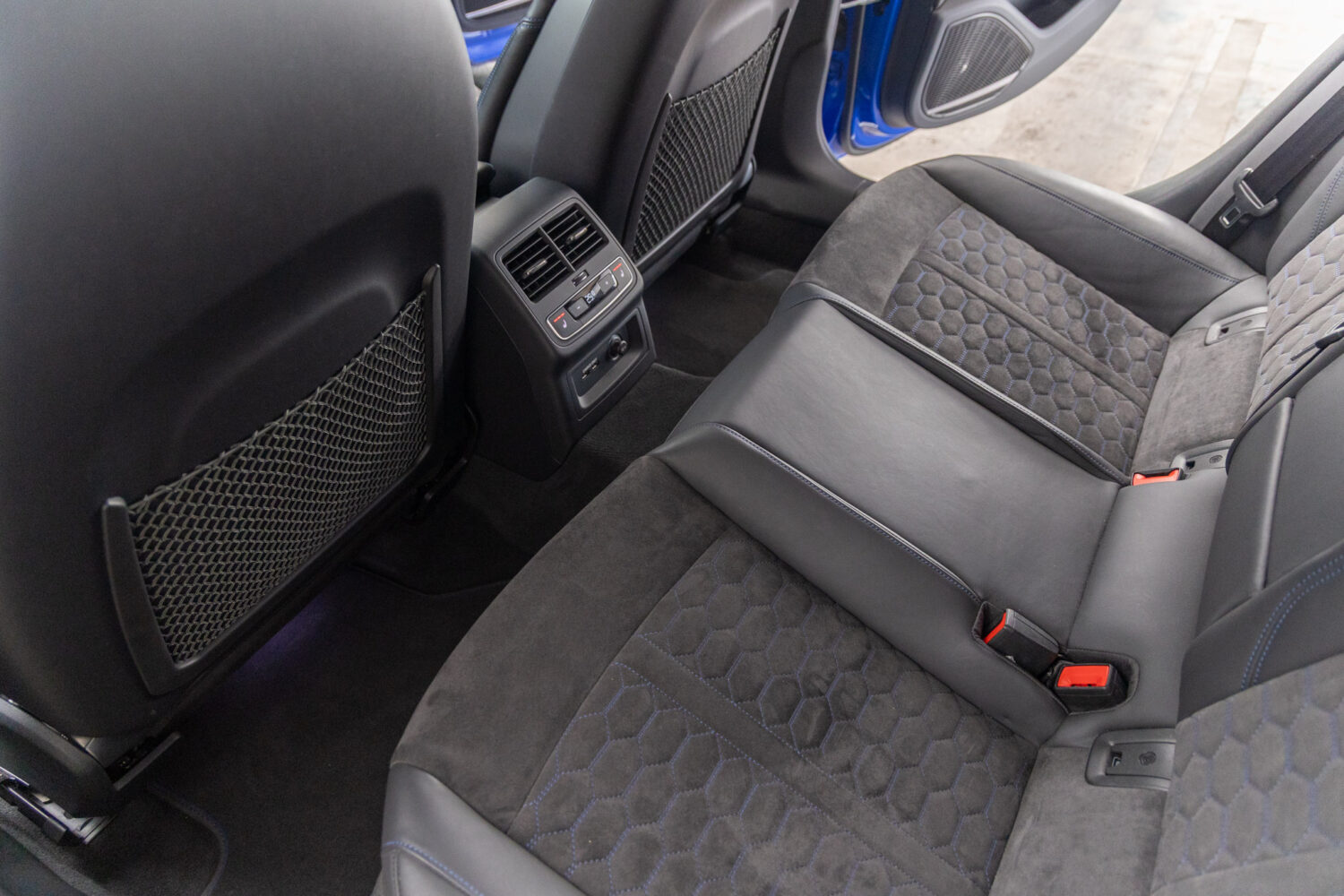 RS5スポーツバック 25years