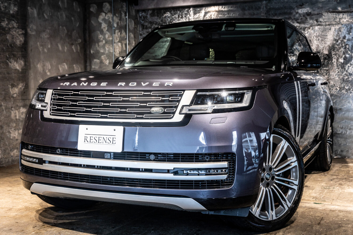 レンジローバー オートバイオグラフィ 4.4L P530 SWB 4WD