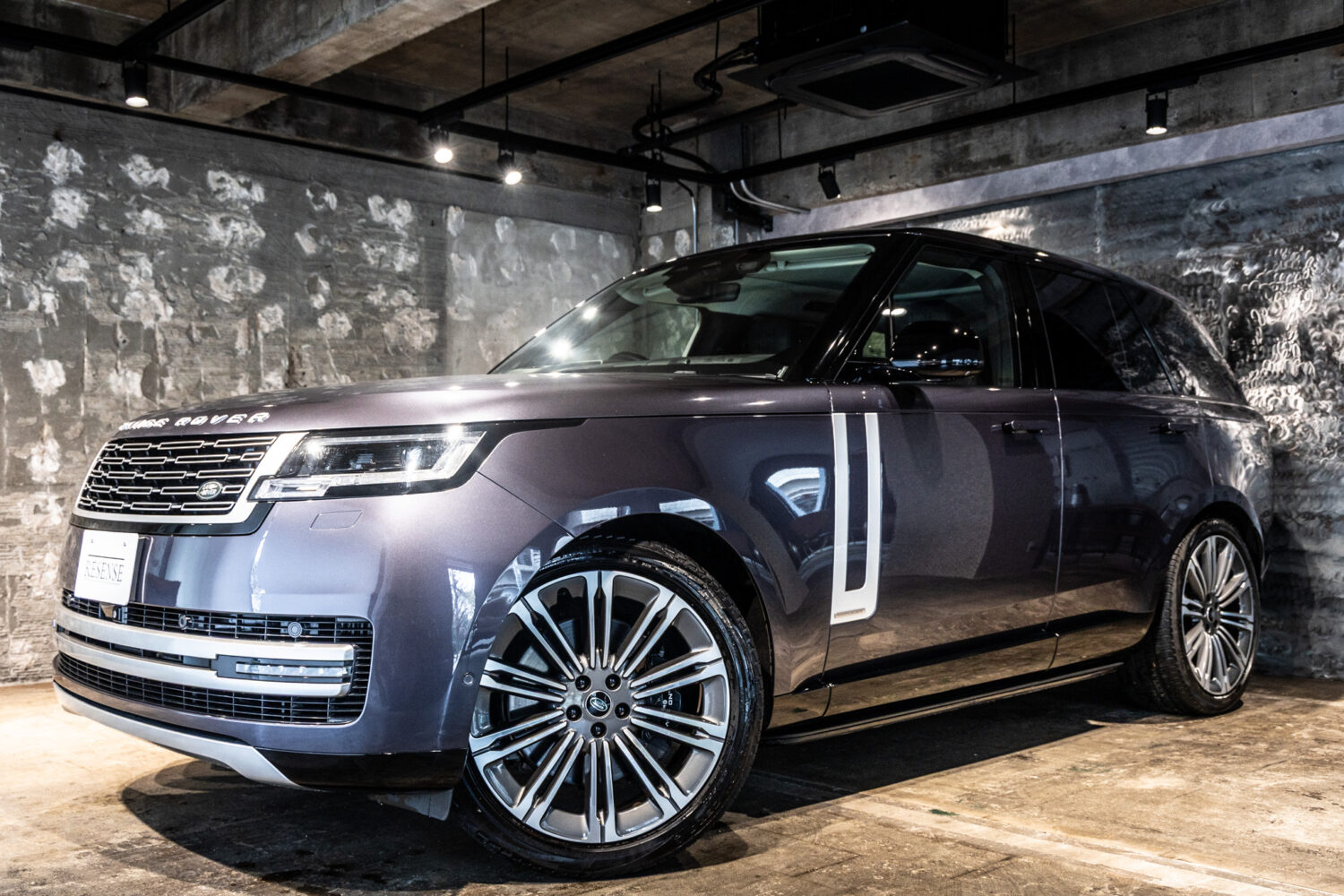 レンジローバー オートバイオグラフィ 4.4L P530 SWB 4WD