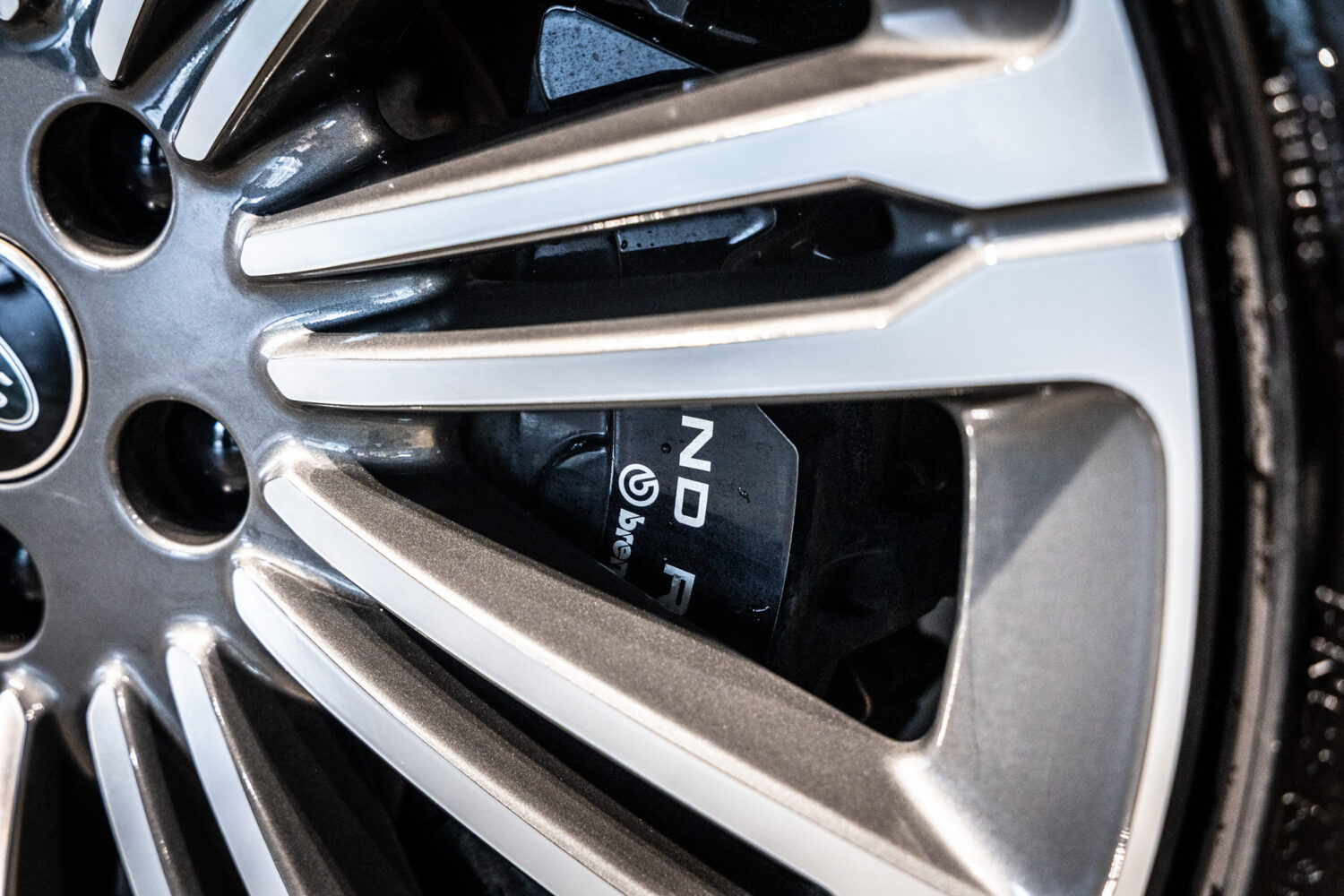 レンジローバー オートバイオグラフィ 4.4L P530 SWB 4WD