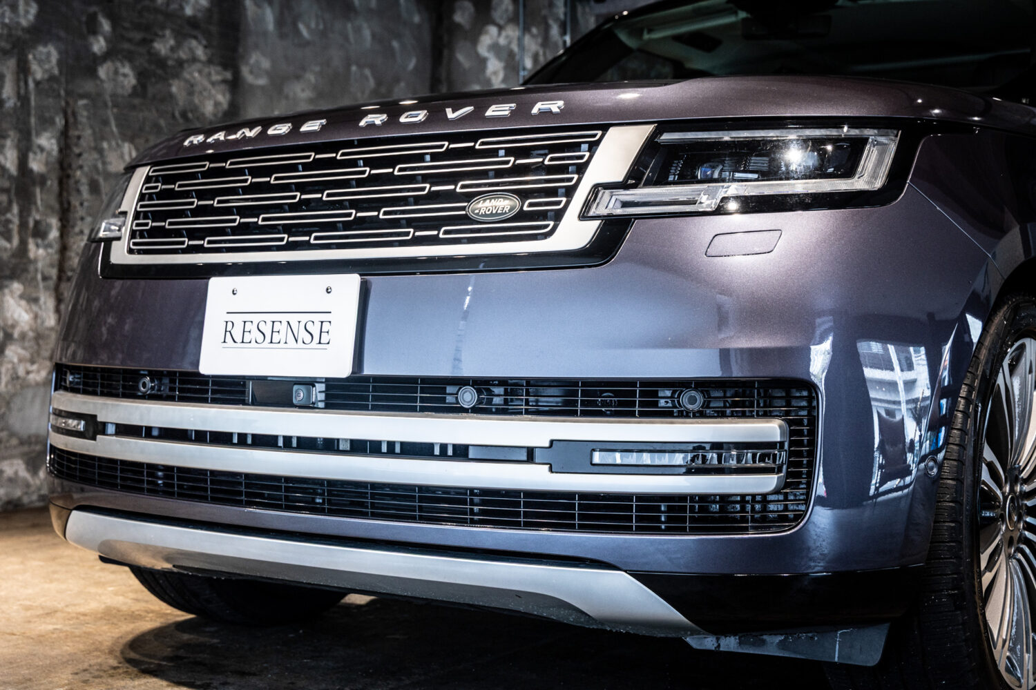 レンジローバー オートバイオグラフィ 4.4L P530 SWB 4WD