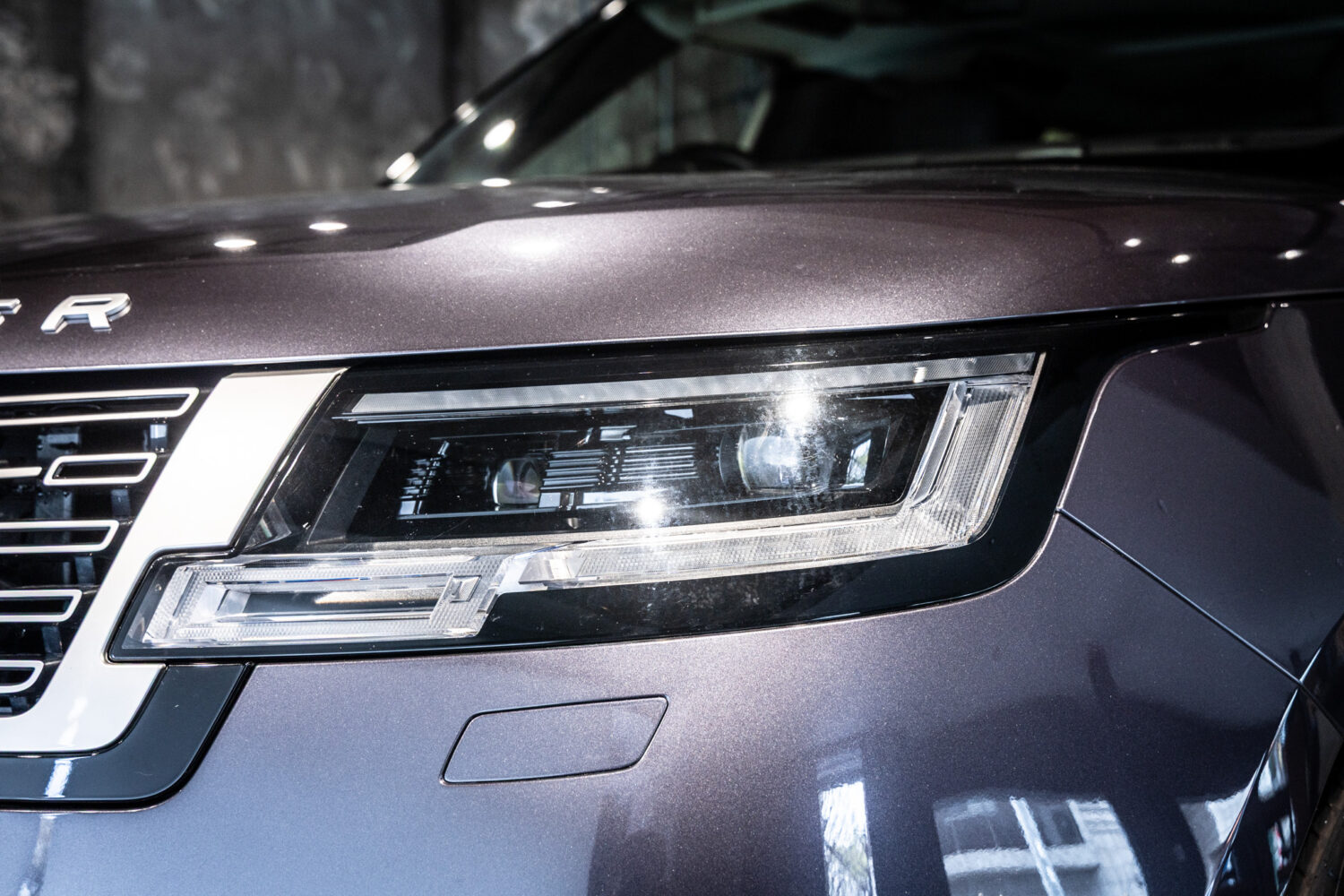 レンジローバー オートバイオグラフィ 4.4L P530 SWB 4WD