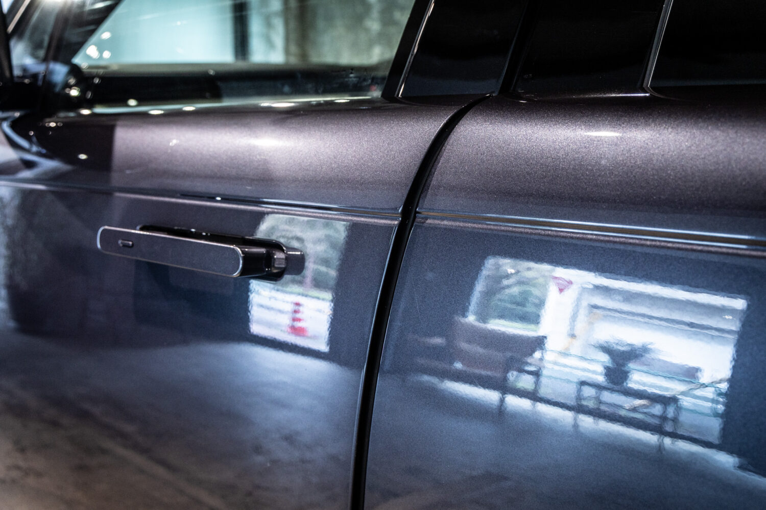 レンジローバー オートバイオグラフィ 4.4L P530 SWB 4WD