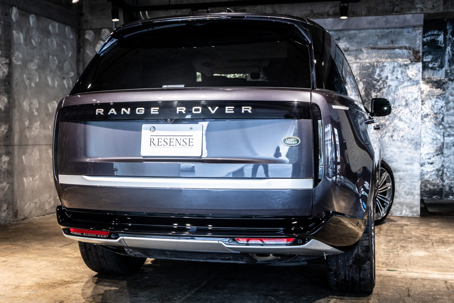 レンジローバー オートバイオグラフィ 4.4L P530 SWB 4WD