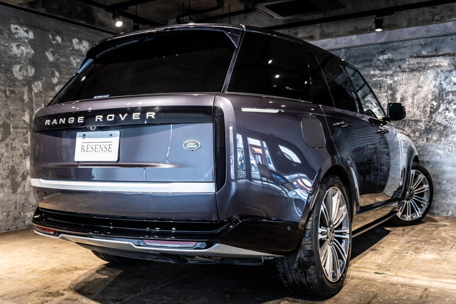 レンジローバー オートバイオグラフィ 4.4L P530 SWB 4WD