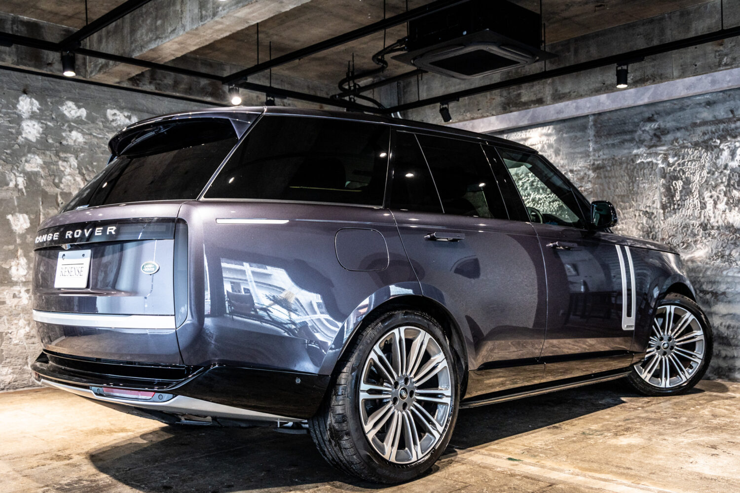 レンジローバー オートバイオグラフィ 4.4L P530 SWB 4WD