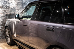 レンジローバー オートバイオグラフィ 4.4L P530 SWB 4WD