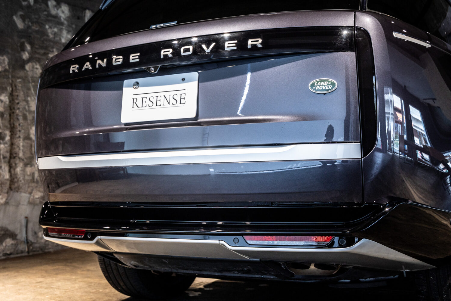 レンジローバー オートバイオグラフィ 4.4L P530 SWB 4WD