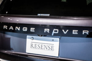 レンジローバー オートバイオグラフィ 4.4L P530 SWB 4WD