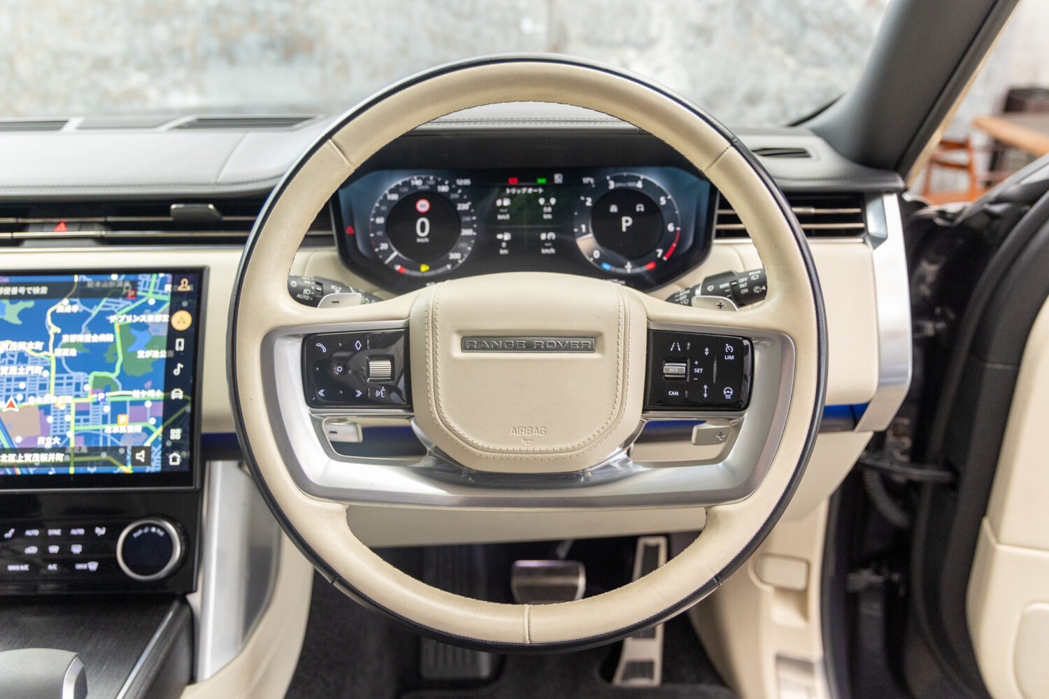 レンジローバー オートバイオグラフィ 4.4L P530 SWB 4WD