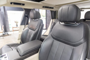 レンジローバー オートバイオグラフィ 4.4L P530 SWB 4WD