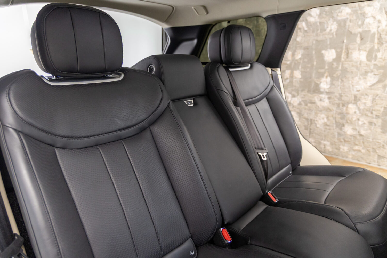 レンジローバー オートバイオグラフィ 4.4L P530 SWB 4WD