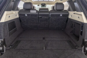 レンジローバー オートバイオグラフィ 4.4L P530 SWB 4WD