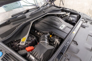 レンジローバー オートバイオグラフィ 4.4L P530 SWB 4WD