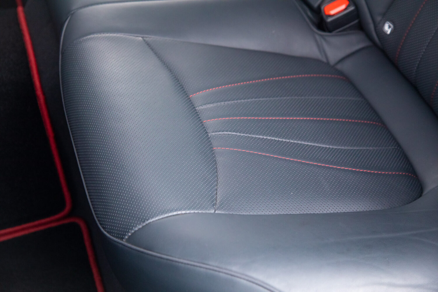 クラウン ハイブリッド 2.5 RS リミテッド