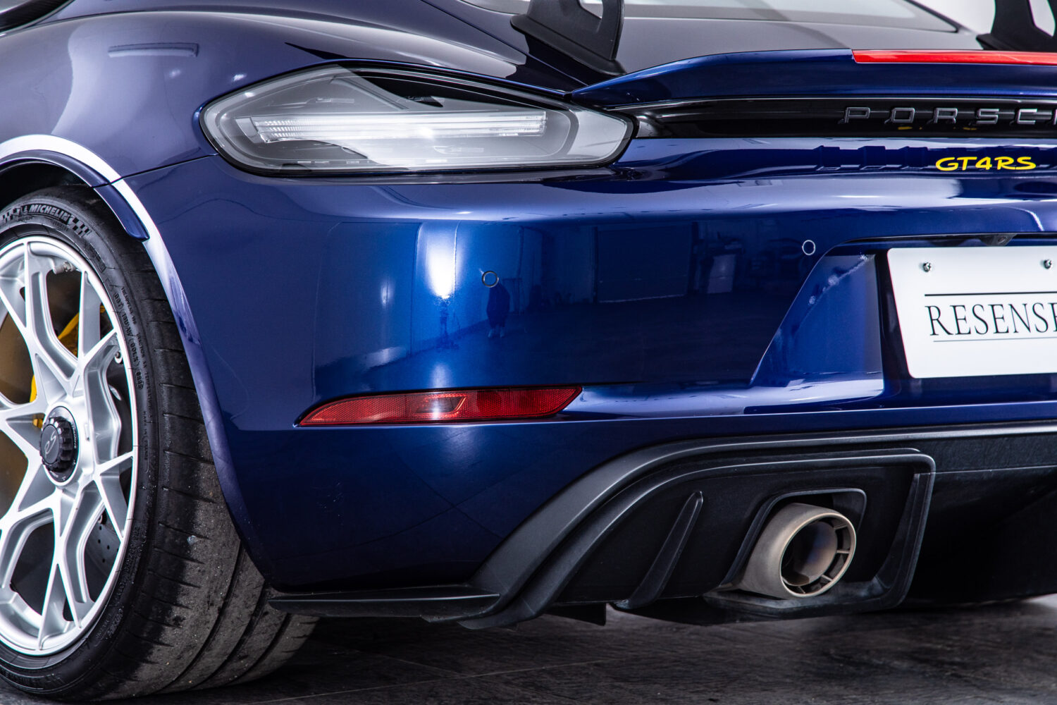 ポルシェ 718ケイマン GT4 RS PDK