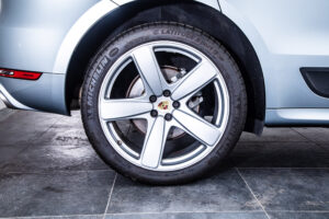 マカン S シュポルト エディション (パノラミック ルーフ システム装着車) PDK 4WD