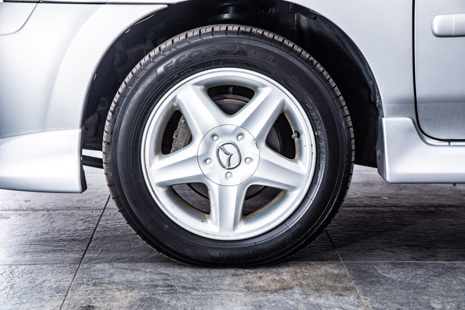 マツダ デミオ 1.5 アレッタ