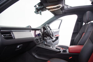 マカン S シュポルト エディション (パノラミック ルーフ システム装着車) PDK 4WD