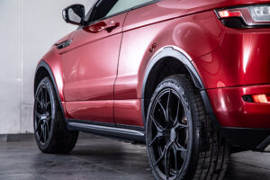 レンジローバーイヴォーク HSE ダイナミック 4WD