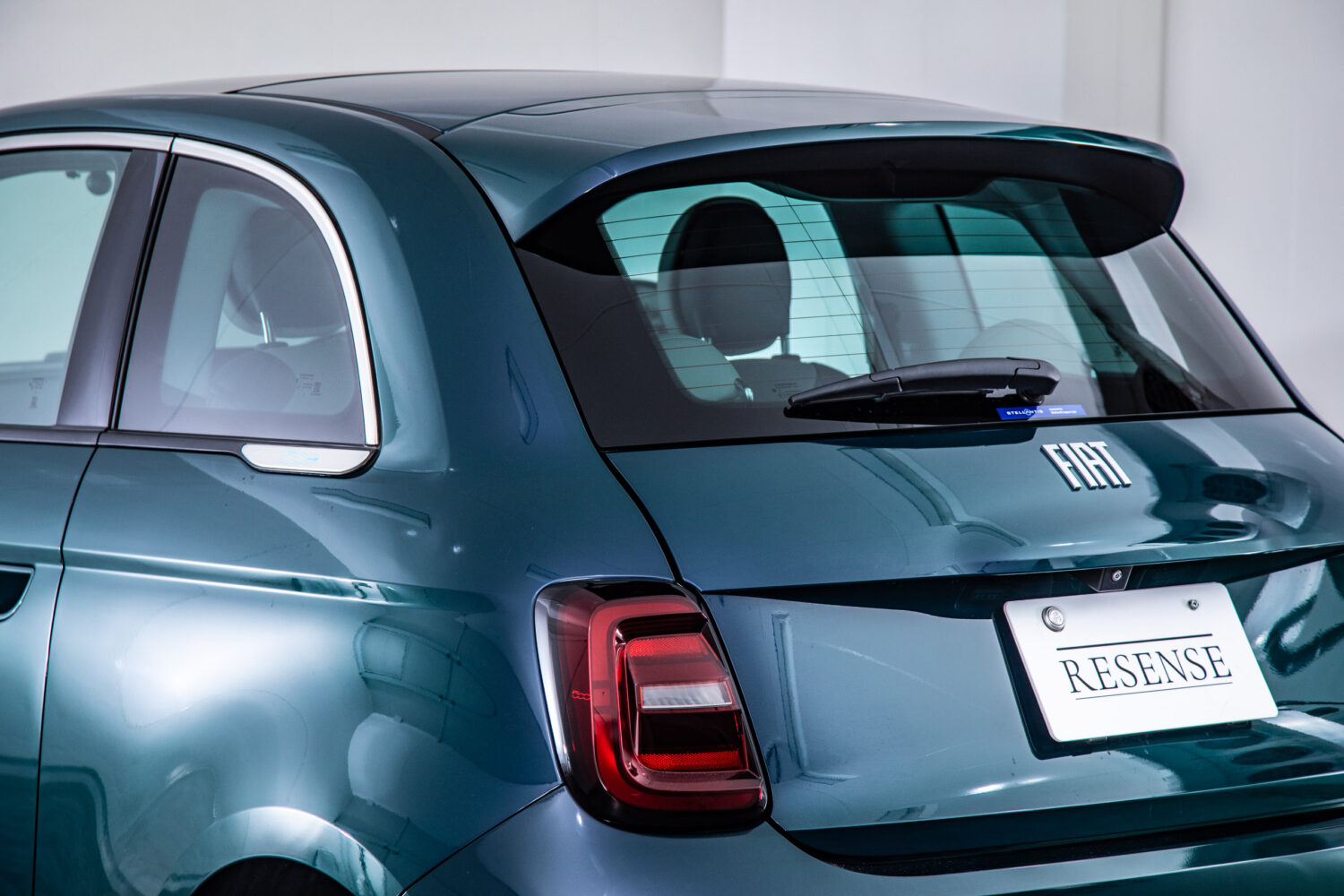 フィアット 500e アイコン