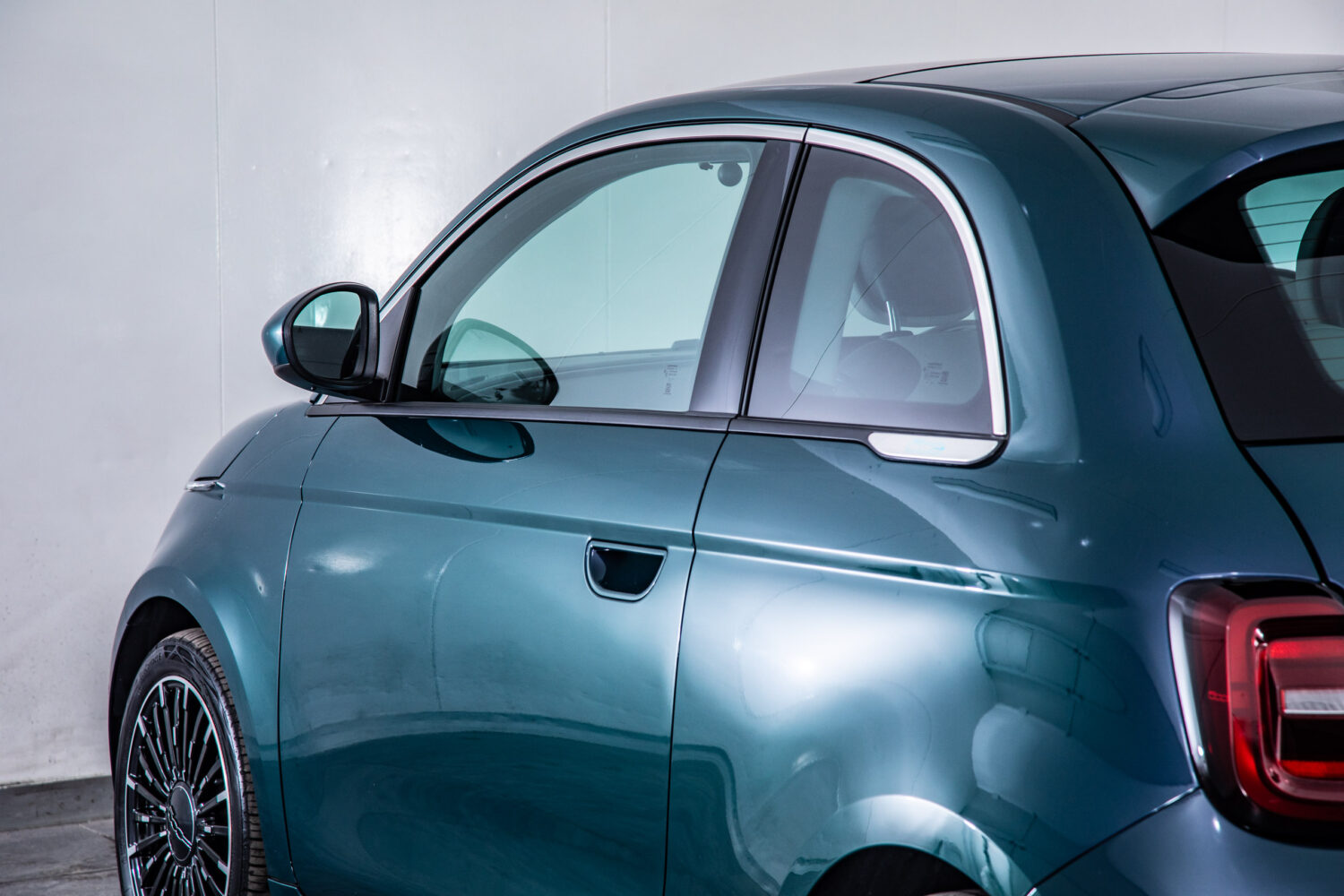 フィアット 500e アイコン