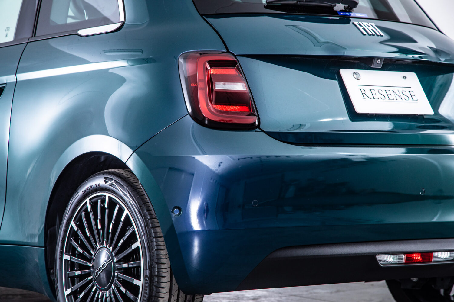 フィアット 500e アイコン