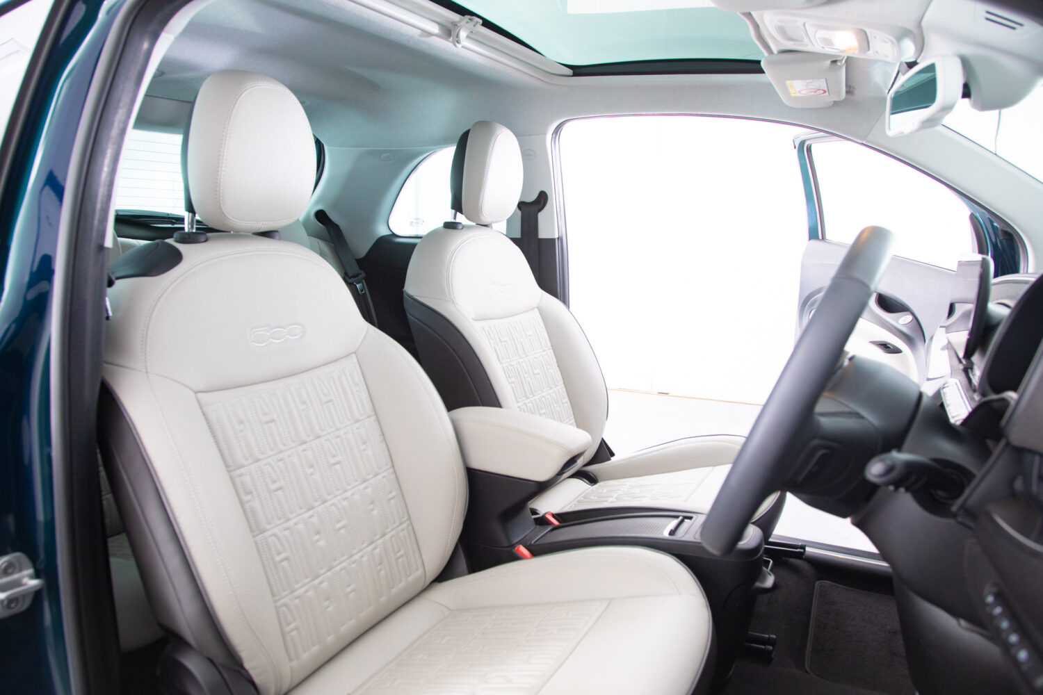 フィアット 500e アイコン