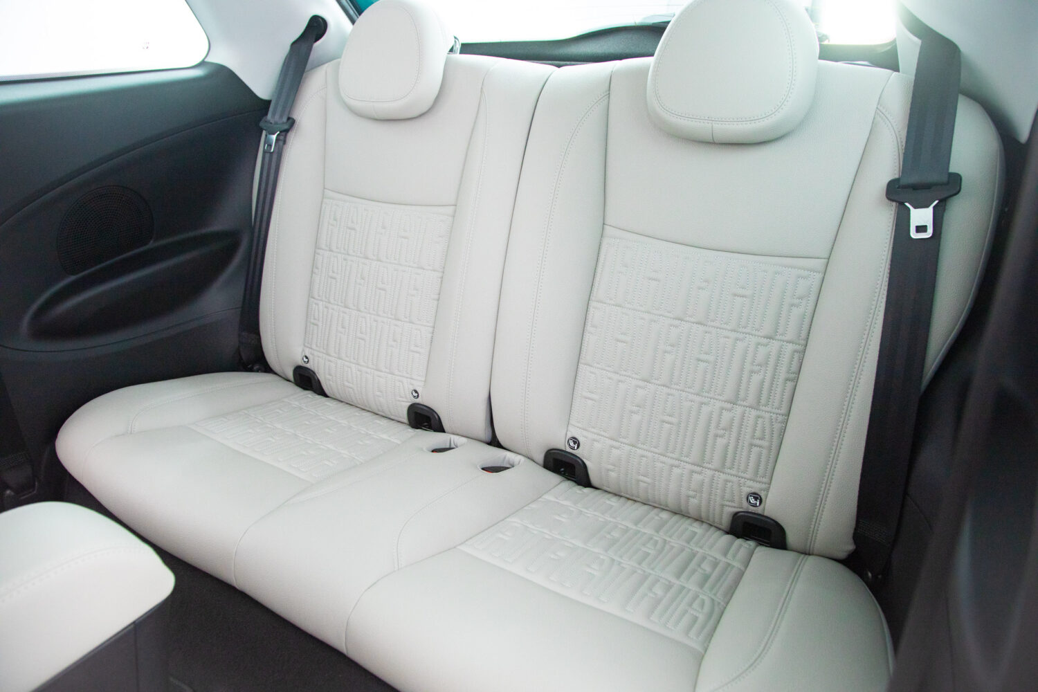 フィアット 500e アイコン