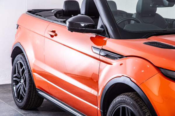 レンジローバーイヴォークコンバーチブル HSE ダイナミック 4WD