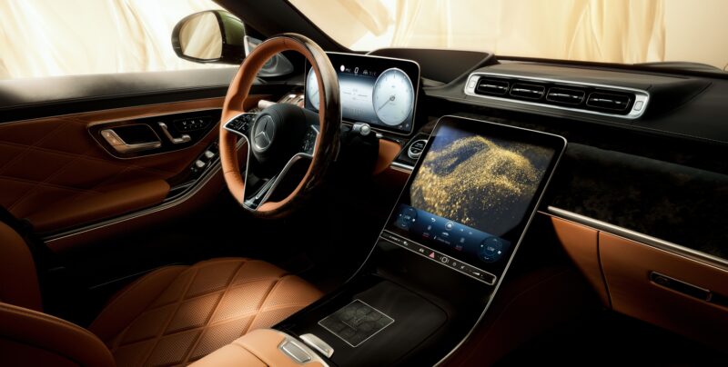 5台限定 メルセデス・マイバッハ S680 V12エディション 往年の名車を彷彿