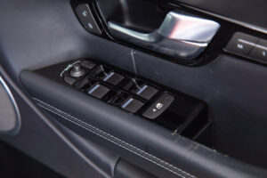 ランドローバー レンジローバーイヴォークコンバーチブル HSE ダイナミック 4WD