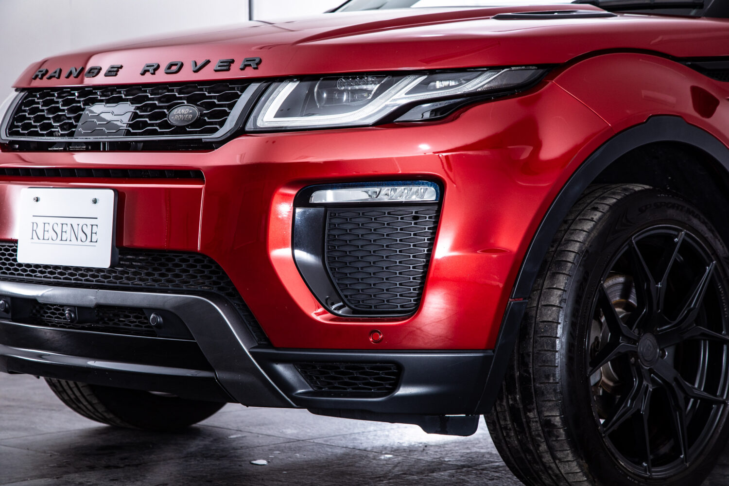 レンジローバーイヴォーク HSE ダイナミック 4WD